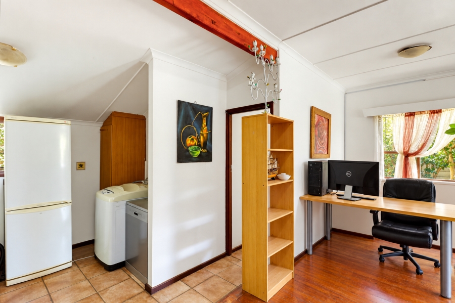 3 Bedroom Property for Sale in Dobson Western Cape
